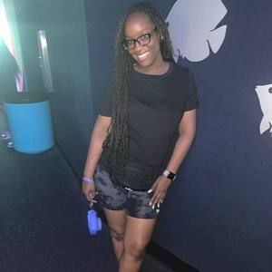 Meet your Posher, Stephenie